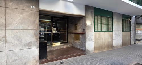 3 Ambientes Al Frente A Metros De Acoyte Y Rivadavia