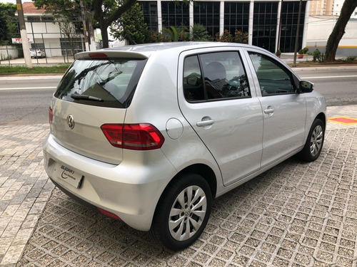 Volkswagen Fox 1.0 Trendline 12v Flex 4p Manual