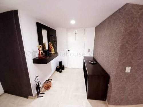 Imagen 2 de 29 de Santa Eduvigis Mls# 22-3891 Wendy Marrero 0424-1275714/ 0426-5178744.-