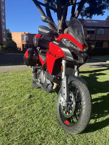 Como Nueva. Incluye Maletas Originales De Viaje De Ducati