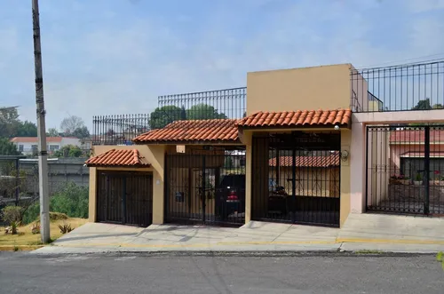 Casa En Venta En Lomas De La Hacienda Av1032