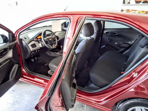 Imagen 5 de 11 de Chevrolet Onix 2018 1.4 Joy Ls + 98cv