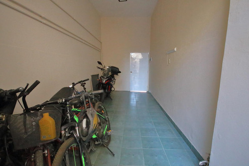 Lacarra 1178: Impecable 2amb. Patio De 5.80x3.30, Sin Exp.
