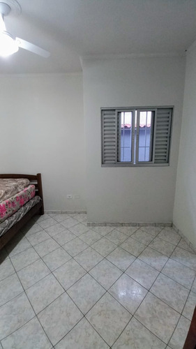 Casa Térrea Com 2 Dormitórios