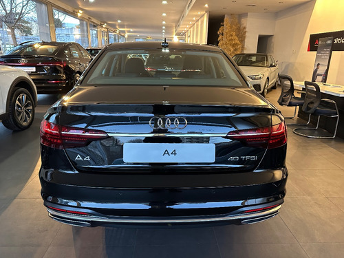 Audi A4 2.0 40 Tfsi Front