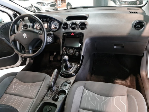 Imagen 11 de 17 de Peugeot 308 2019 1.6 Allure Pack Hdi 115cv Cassano