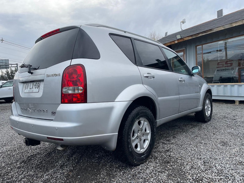 Ssangyong Rexton 2.7 Hdi 4x4 At 2012