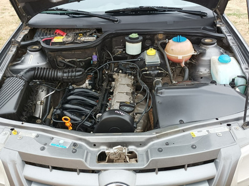 Imagen 14 de 15 de Volkswagen Gol 1.4 Power Plus