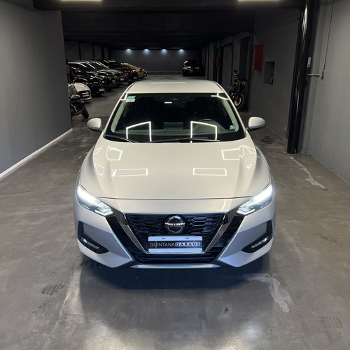 Nissan Sentra 2.0 Advance Cvt