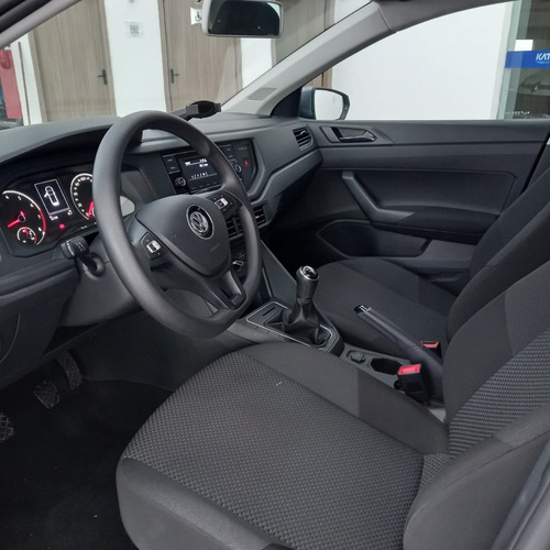 Imagem 5 de 15 de Volkswagen Polo 1.6 Mi Total Flex Manual 2020
