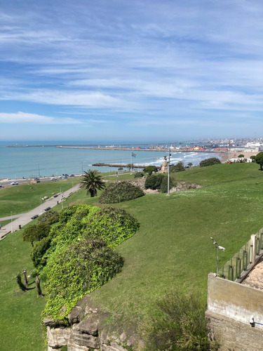 Semipiso Frente Al Mar En Playa Grande - 3 Dorm - Dep - Coch