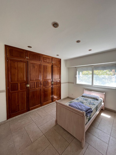 Chalet De Categoría En Country Club Los Cardales