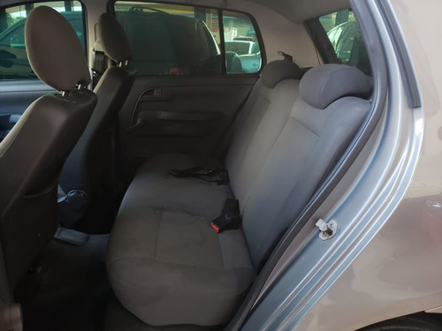 Imagem 9 de 9 de Volkswagen Fox