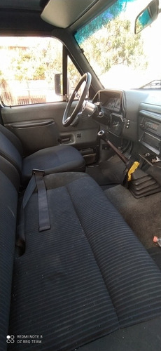 Ford F-1000 Ford F-1000 4.9i 96