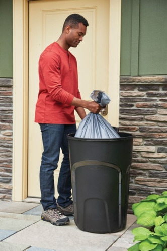 Imagen 6 de 6 de Caneca Rubbermaid Con Ruedas De 121 Litros/32 Gal Negro