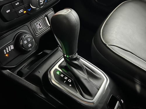 Jeep Renegade 1.3 T270 TURBO FLEX S 4X4 AT9