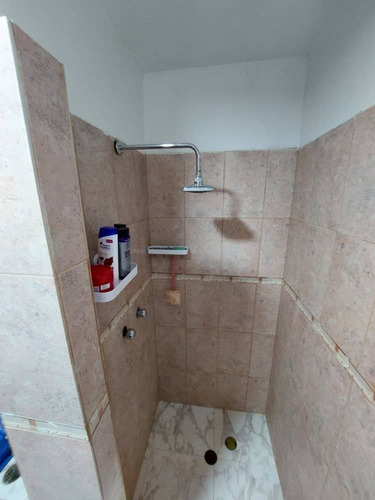 Imagen 10 de 12 de Townhouse Tipo Estudio En Residencia Mangos Suites Urbanización Los Guayabitos, Naguanagua