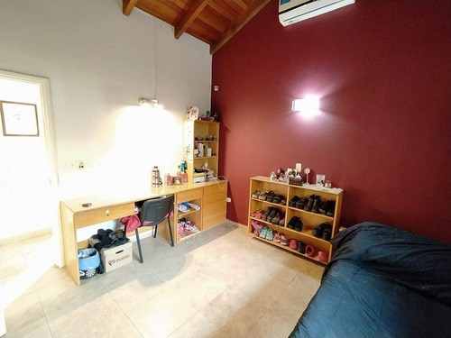 Casa En Venta En Argüello | Una Planta