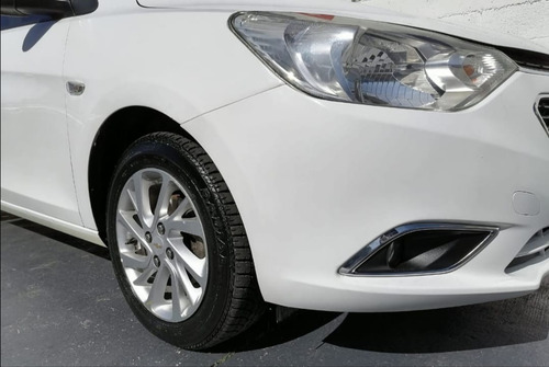 Imagen 8 de 13 de Chevrolet Aveo
