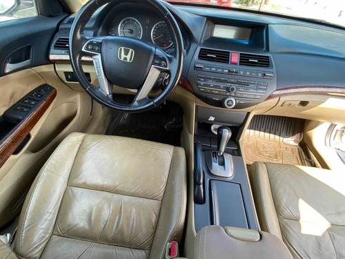 Imagen 8 de 12 de Honda Accord 2011 2.4 Ex Sedan L4 Piel Abs Cd Mt