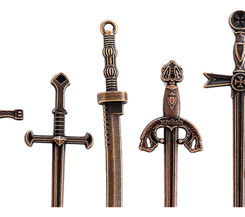 Nuevo 7 Piezas Mini Colgantes De Espada Antigua, Dijes