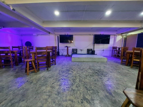 Imagen 2 de 10 de Se Vende/ Alquila Local Comercial (edificio) 1758m² Prados Del Este