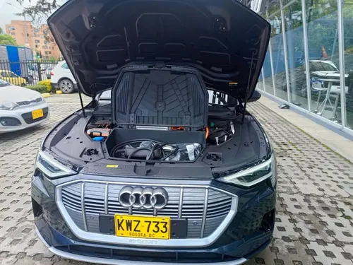 Audi E-tron Prestige