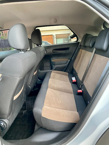 Citroen C4 Cactus Puretech 1.2 Turbo Automatico Impecable