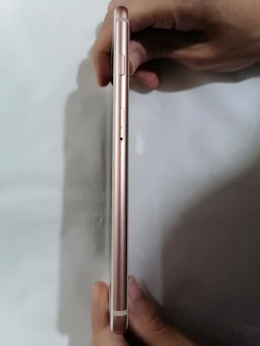 iPhone 8 Plus