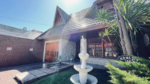 Casa Villa Sarmiento Jardin Pileta Apto Credito
