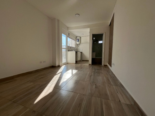Dueño Directo Vende, Monoambiente Super Luminoso Hecho A Nuevo Sin Comision Inmobiliaria