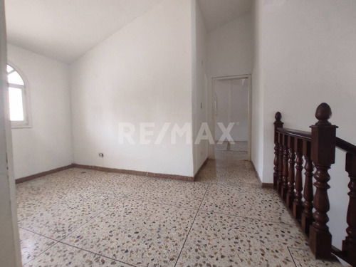 Imagen 8 de 16 de Casa Comercial En Venta La Viña Liseth Varela C134690 Tlf-0414-4183728