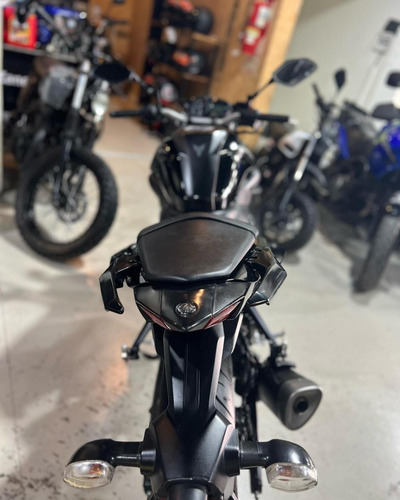 Imagen 2 de 9 de Yamaha Mt03