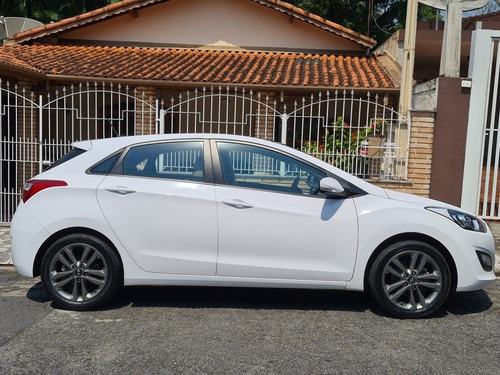 Imagem 11 de 14 de Hyundai I30 2016 1.8 Aut. 5p