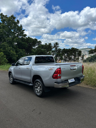 Toyota Hilux 2.8 Tdi Srx Cab. Dupla 4x4 Aut. 4p