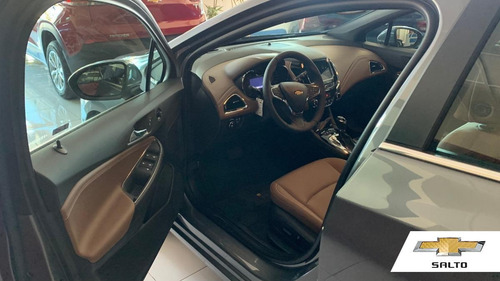 Imagen 6 de 10 de Chevrolet Cruze Cruze 5 Premier Hatchback 1.4 2023 0km
