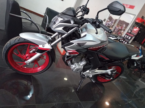 Imagen 6 de 15 de Honda Cb Twister 250 Modelo 2022 Color Gris