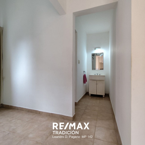 Venta Casa 3 Dorm. - Carlos Gardel 365, Rcia.