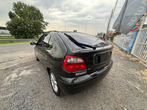 Renault Megane 2 1.6 Rxe