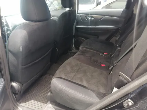 Nissan X-Trail 2.5 Sense 3 Row Mt