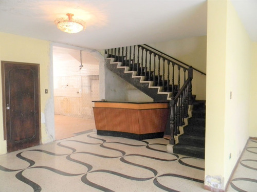 Imagen 9 de 23 de Venta Casa En La California Norte, 450 M2, 6h, 6b, 3e, Caracas, Sucre