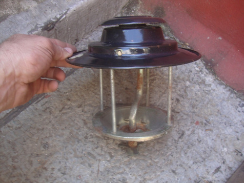 Antiguo Sombrero Enlozado Para Sol De Noche Rep. 21,4 Diam (Usado)