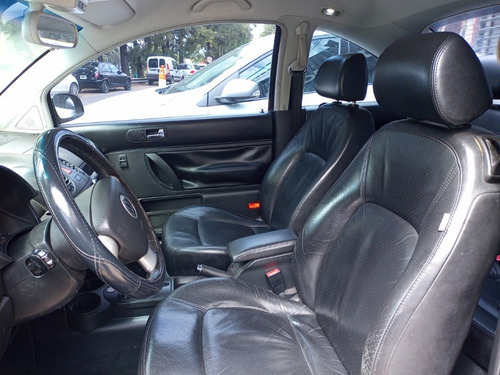 Imagen 6 de 13 de Volkswagen New Beetle 2.0 2006 - Juan Manuel Autos
