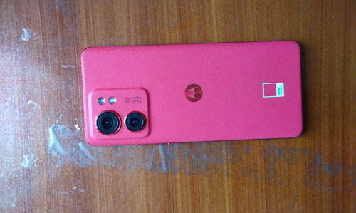 Motorola Edge 40 Dual Sim 256 Gb Magenta 8 Gb Ram Liberado (Usado)