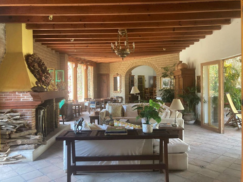Casa En Venta En Tepoztlan