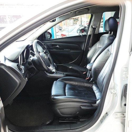 Imagem 9 de 13 de Chevrolet Cruze 2013 1.8 Lt Ecotec 6 Aut. 4p