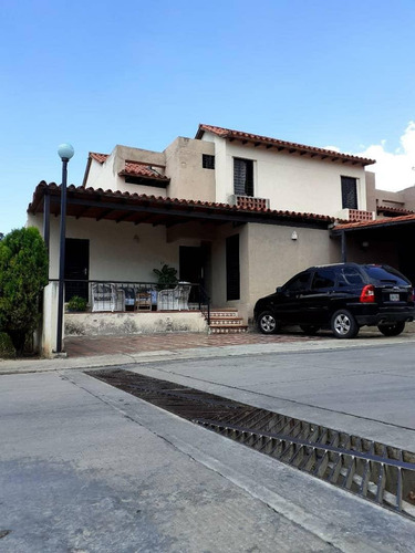 Gisela Bravo Vende Townhouse Tazajal Naguanagua Carabobo Inth-011