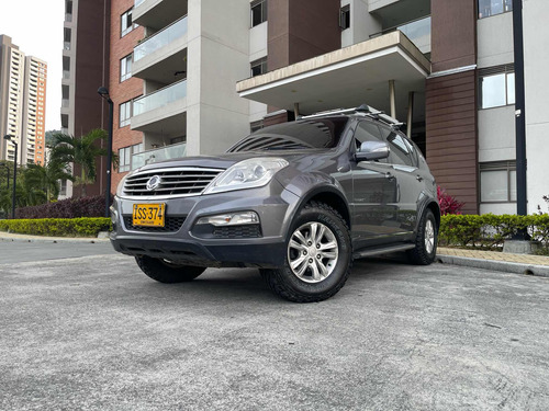 Ssangyong Rexton 2.7 W 270 Xdi