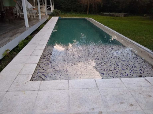 Imagen 5 de 14 de Chalet En Venta En Villa Udaondo