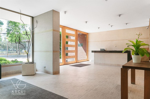 Depto En Venta Las Condes 2 Dorm, 2 Baños. Excelente Estado